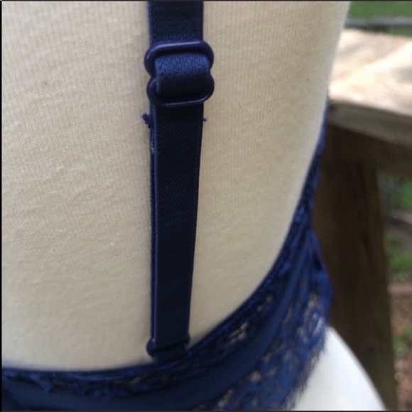 Blue lace bra - Picture 9 of 9